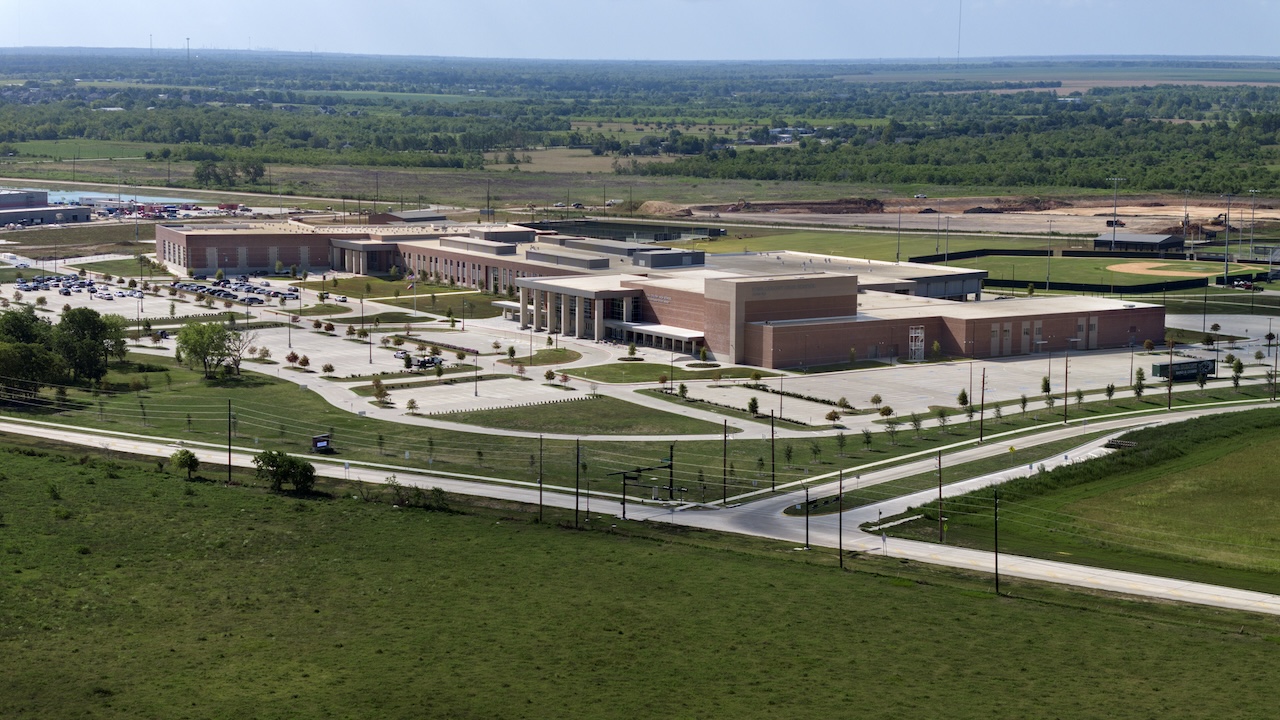 Iowa Colony High School and Natatorium